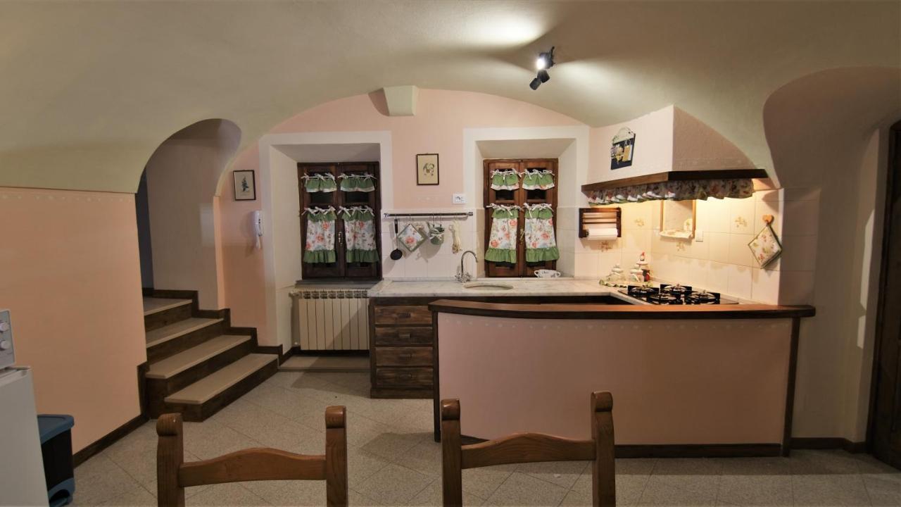 Villa La Casina Dei Cuori Di Nonna Miglia Pallerone Exterior foto
