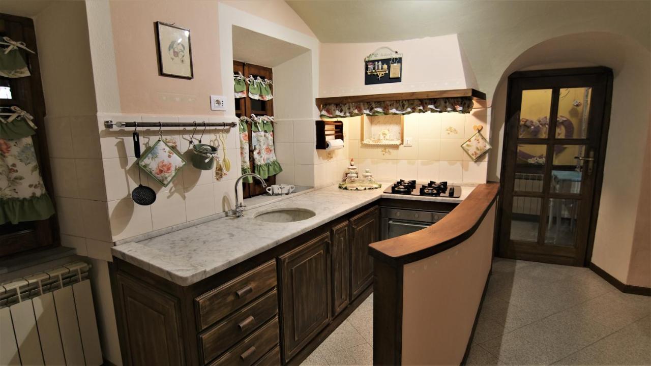 Villa La Casina Dei Cuori Di Nonna Miglia Pallerone Exterior foto