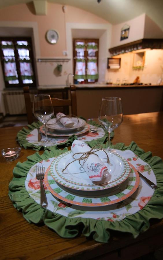 Villa La Casina Dei Cuori Di Nonna Miglia Pallerone Exterior foto